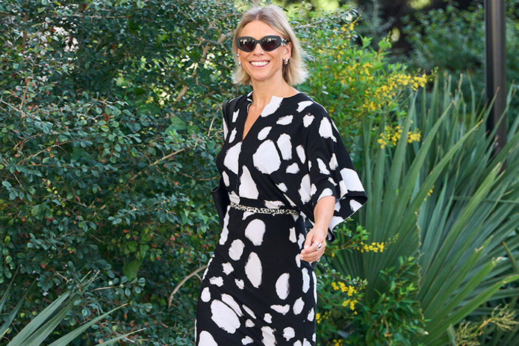 Fashion black and white dress