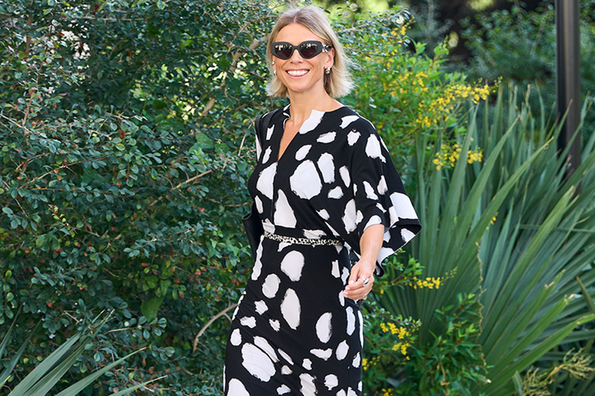 Fashion black and white dress